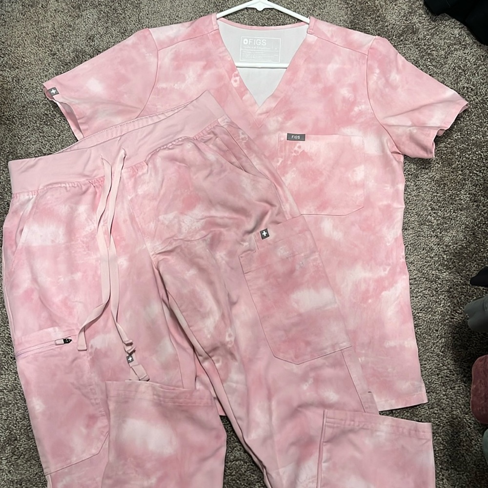 COPY - Pink fig scrubs
